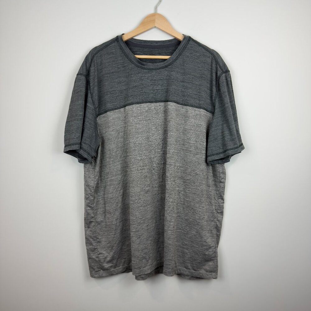 GH Bass Co Men's Athletic Shirt, Size XL